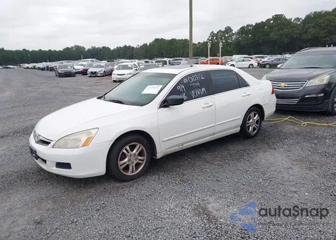 2007 Honda Accord 2.4 Ex from USA, damaged, VIN 1HGCM56757A010712